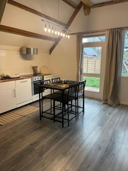 Leuke Bungalow In Noord-Holland Opmeer Exteriér fotografie